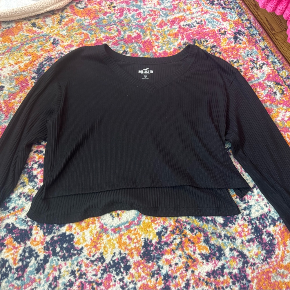 Hollister Black Long Sleeve Women's Tee